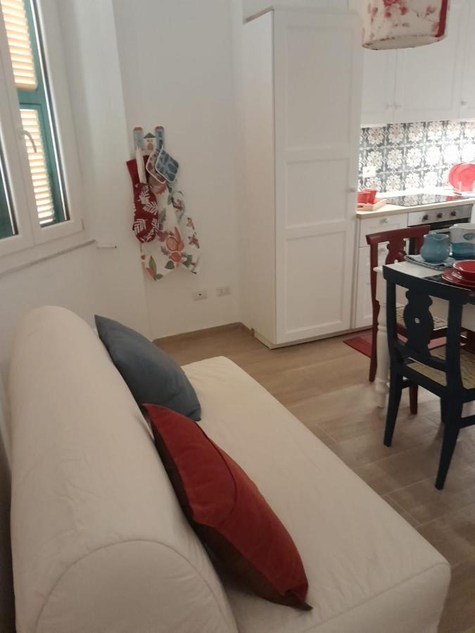 Le Farfalle La Spezia Bagian luar foto