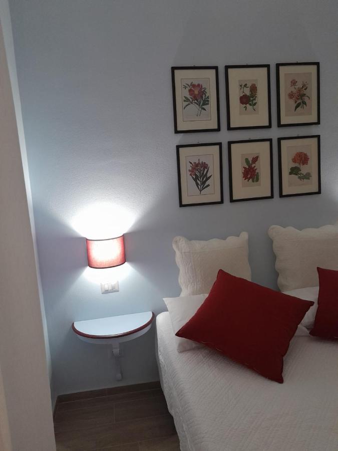 Le Farfalle La Spezia Bagian luar foto